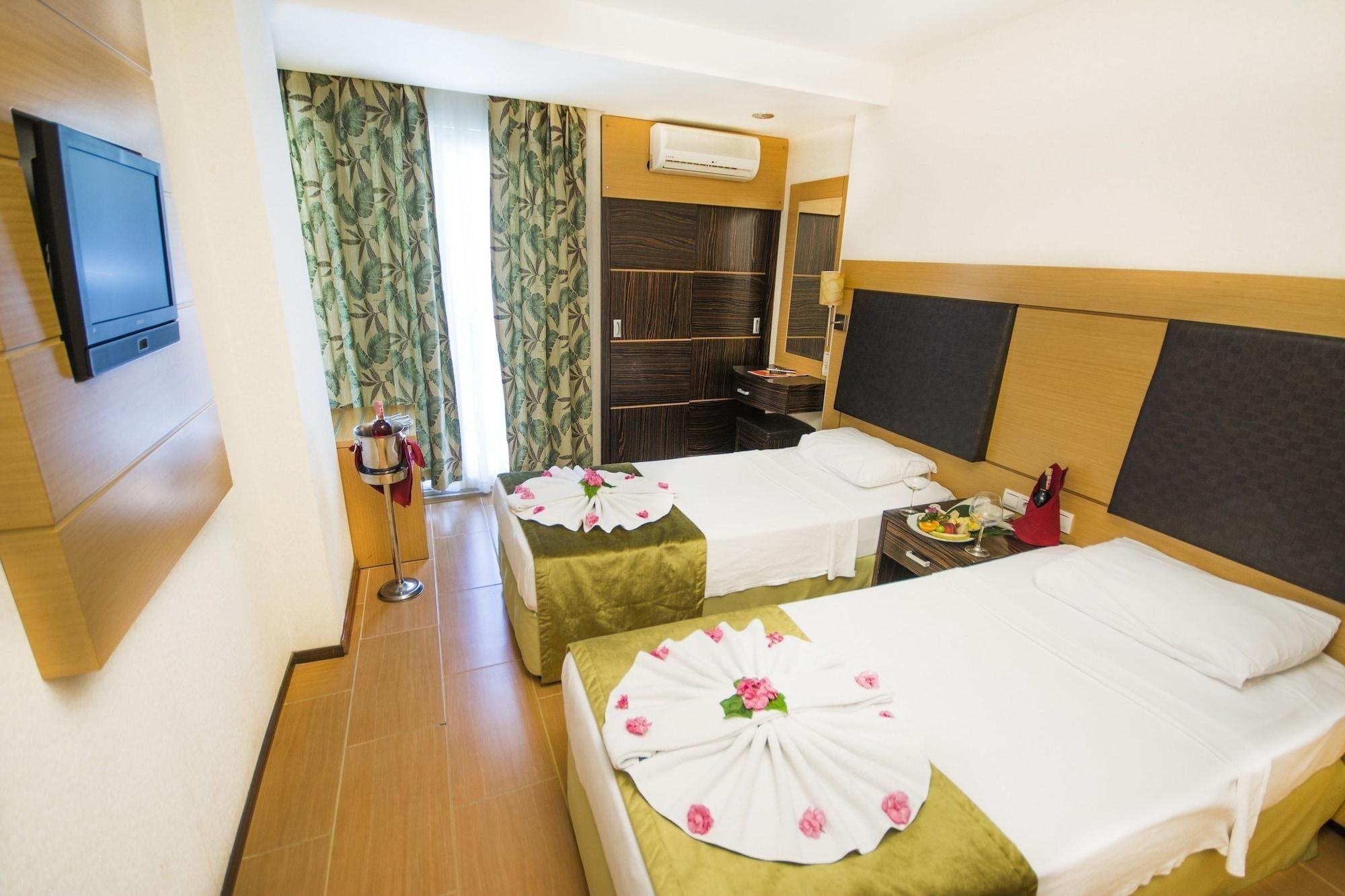 Mersoy Exclusive Hotel (Adults Only) إتْشميلير المظهر الخارجي الصورة